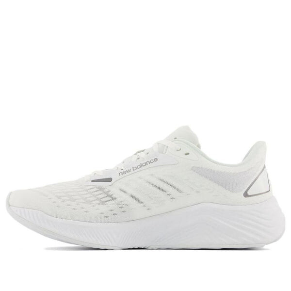 

Кроссовки fuelcell prism v2 New Balance, белый