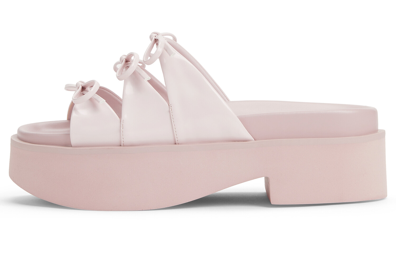 

Шлепанцы женские Charles&Keith