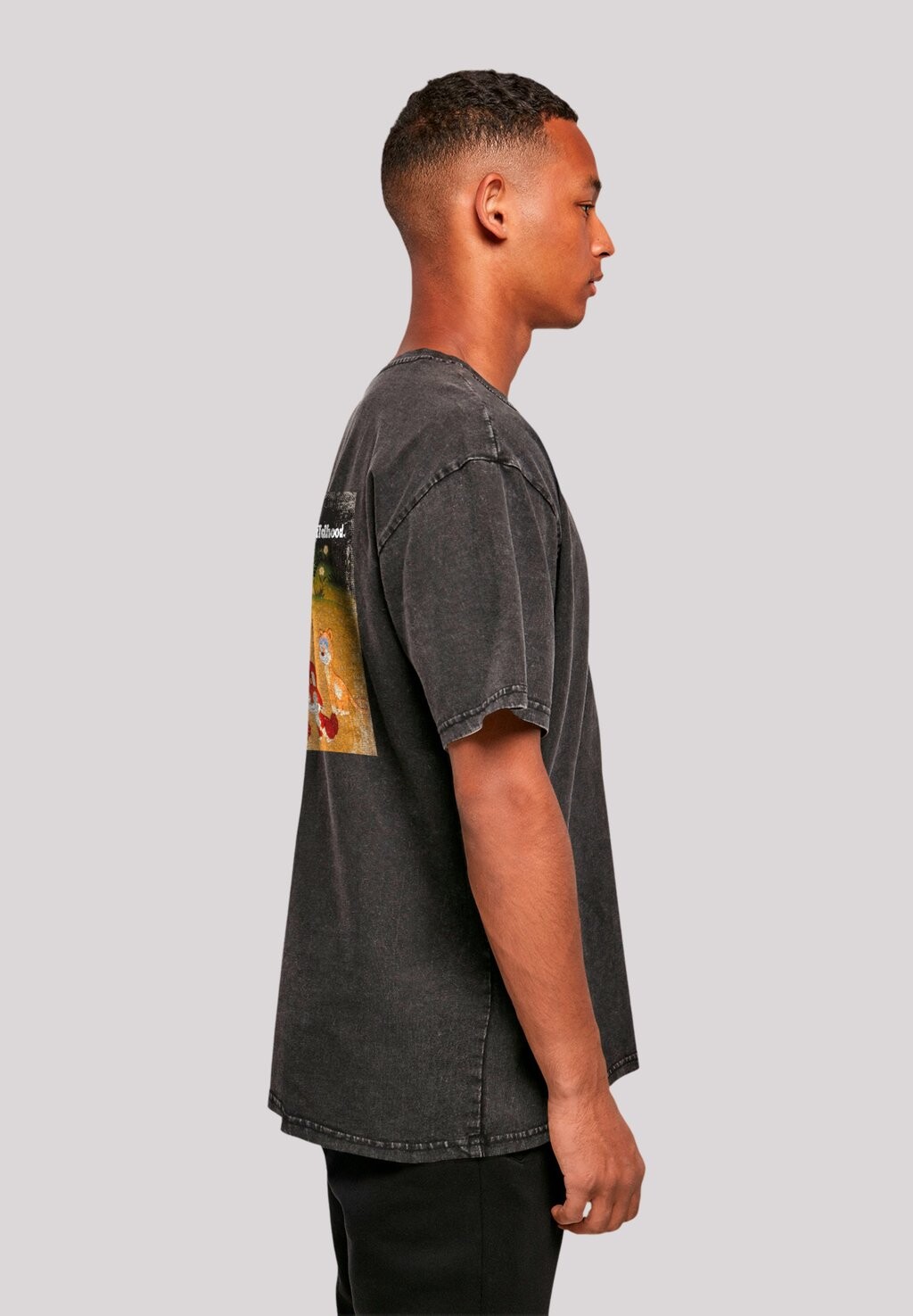 

Футболка с принтом TAO TAO HEROES OF CHILDHOOD F4NT4STIC, черный