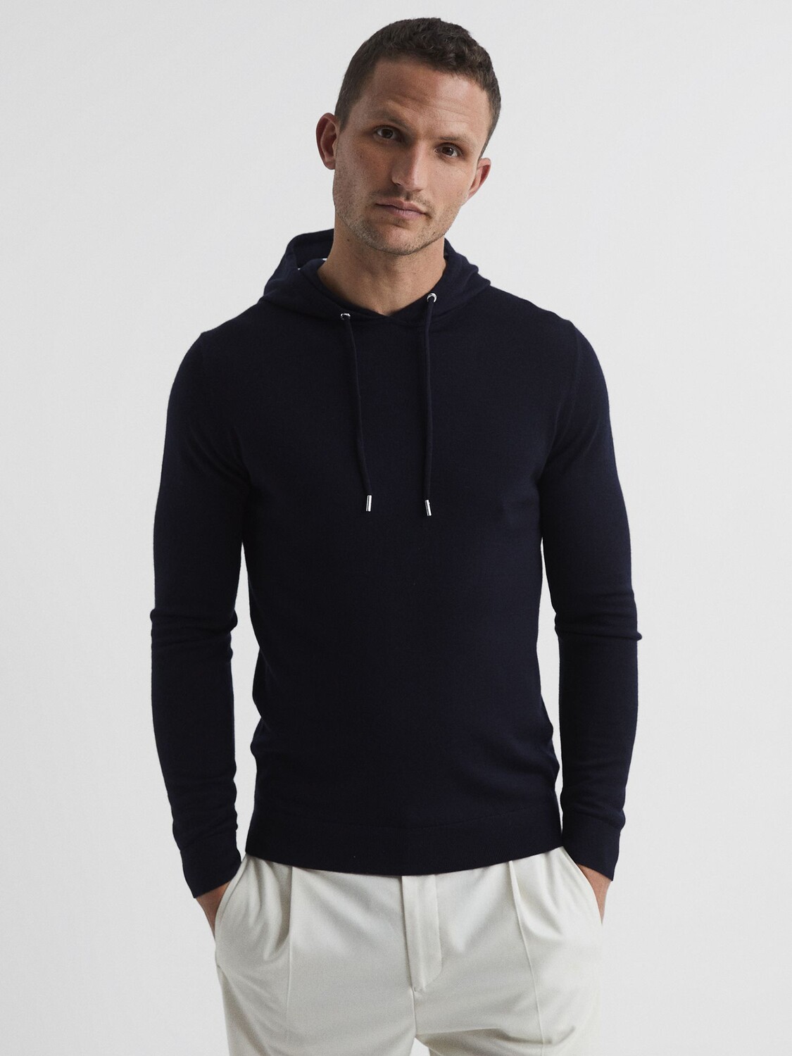 

Толстовка из голландской мериносовой шерсти Reiss, темно-синий