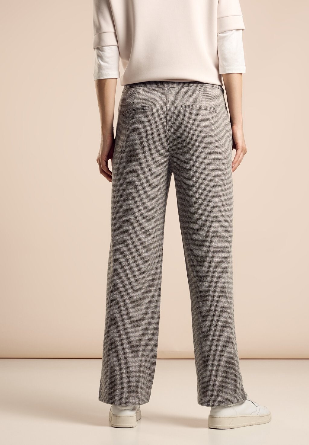 

Брюки CASUAL FIT Street One, черный