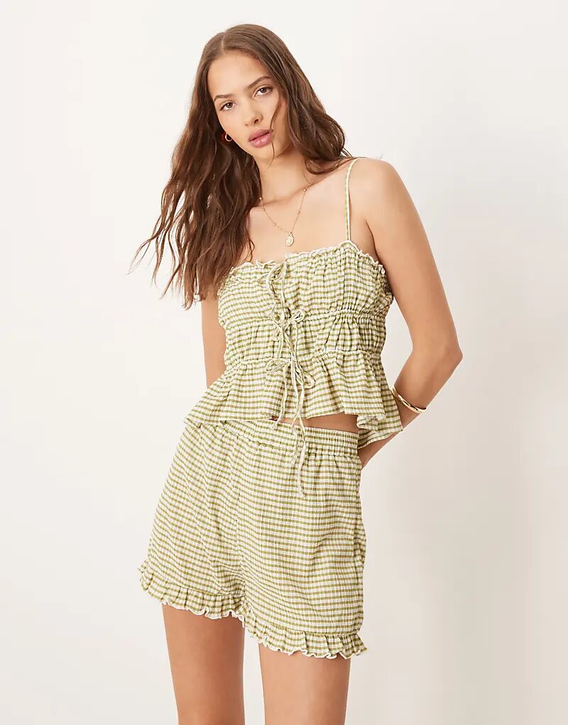 

Шорты ASOS DESIGN с отделкой ришелье в зеленую клетку — часть комплекта