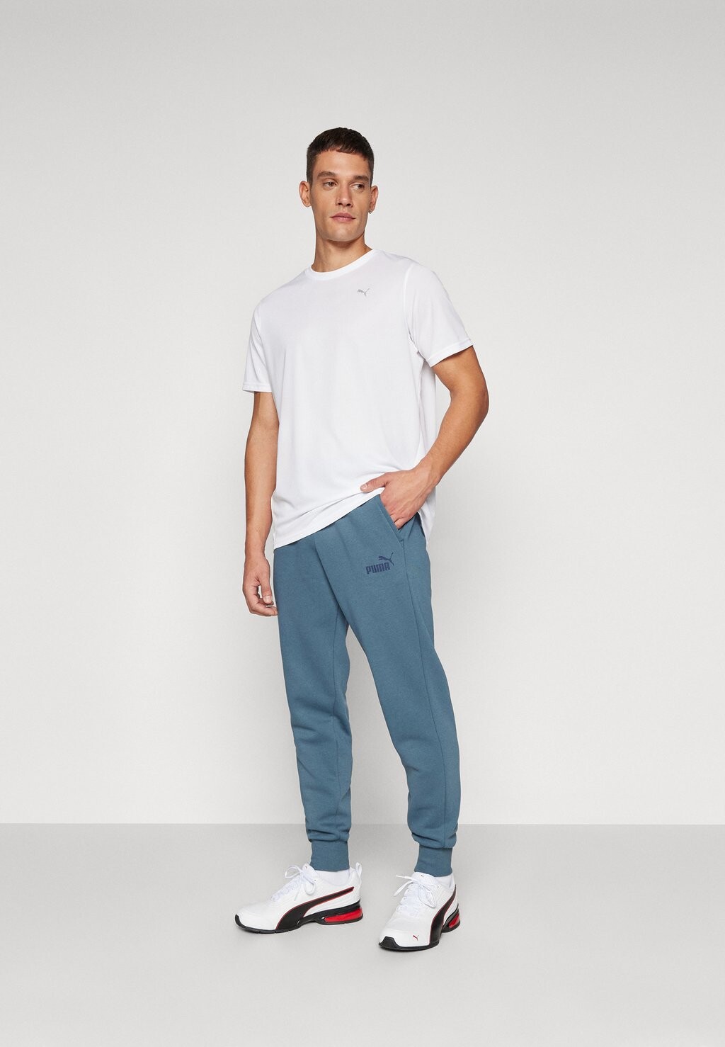 

Спортивные брюки LOGO PANTS Puma, серый
