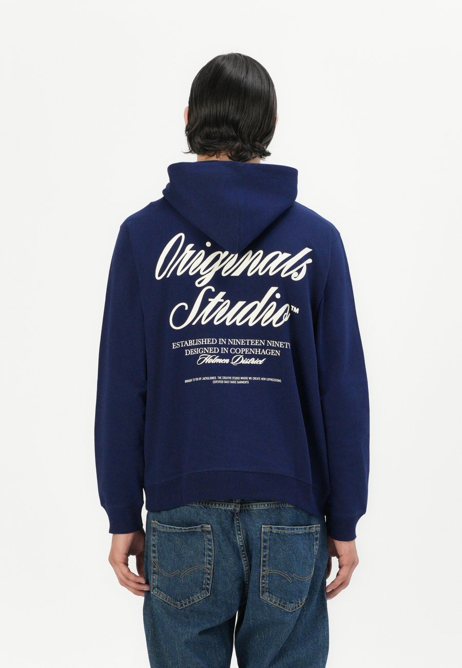 

Худи Jack & Jones JORNORREBRO TYPO BACK HOOD SN, Ocean Cavern/Blue