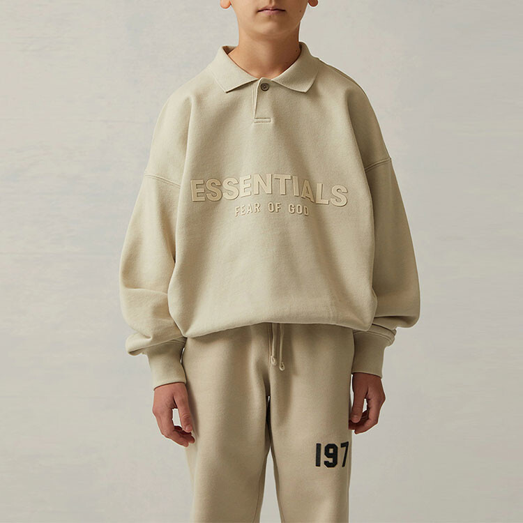 Детская футболка Fear Of God Essentials, цвет Wheat — фото 2