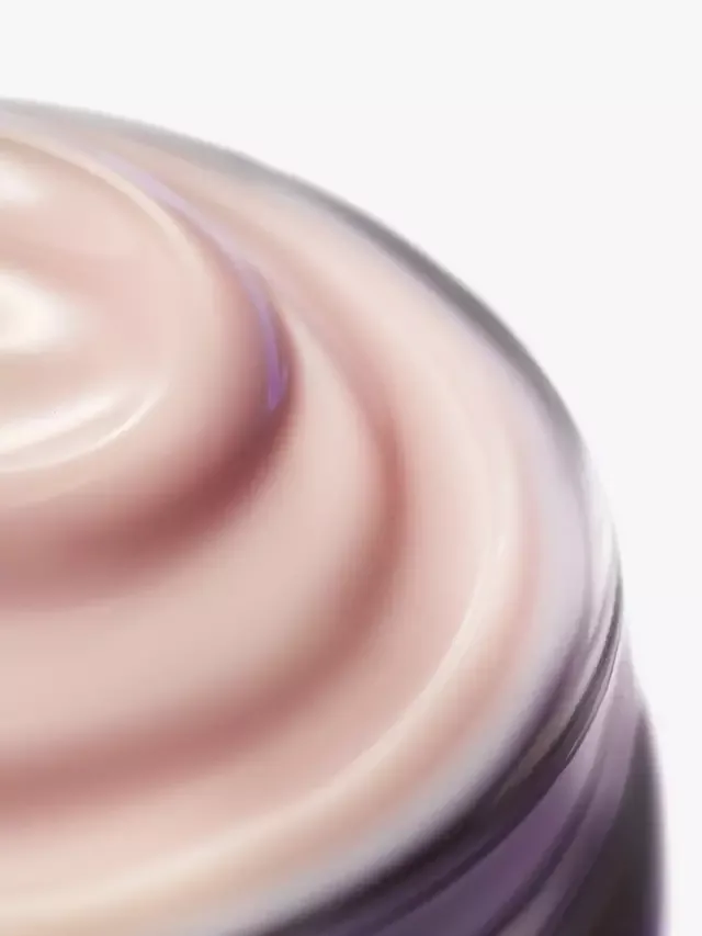 Крем для лица Sisley — Black Rose Skin Infusion Cream, придающий объем и сияние коже, -Paris, 50 мл — фото 2