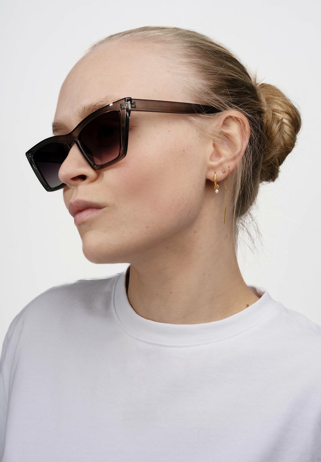 

Солнцезащитные очки SARA ECO Shades, серый