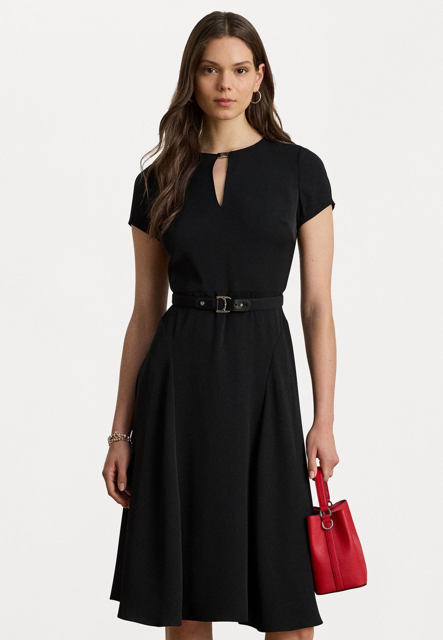 

Платье Lauren Ralph Lauren Petite BELTED GEORGETTE DRESS, Black