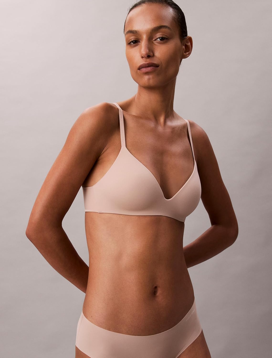 Бюстгальтер-футболка без косточек Calvin Klein Women's Perfectly Fit, Cedar — фото 3