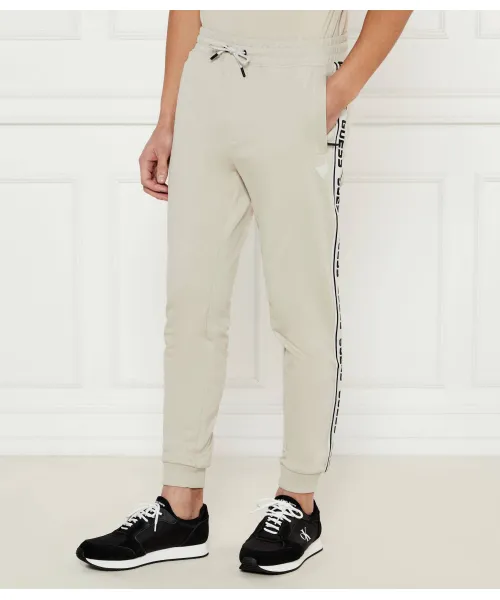 

Новые спортивные штаны Arlo Regular fit Guess Active, бежевый
