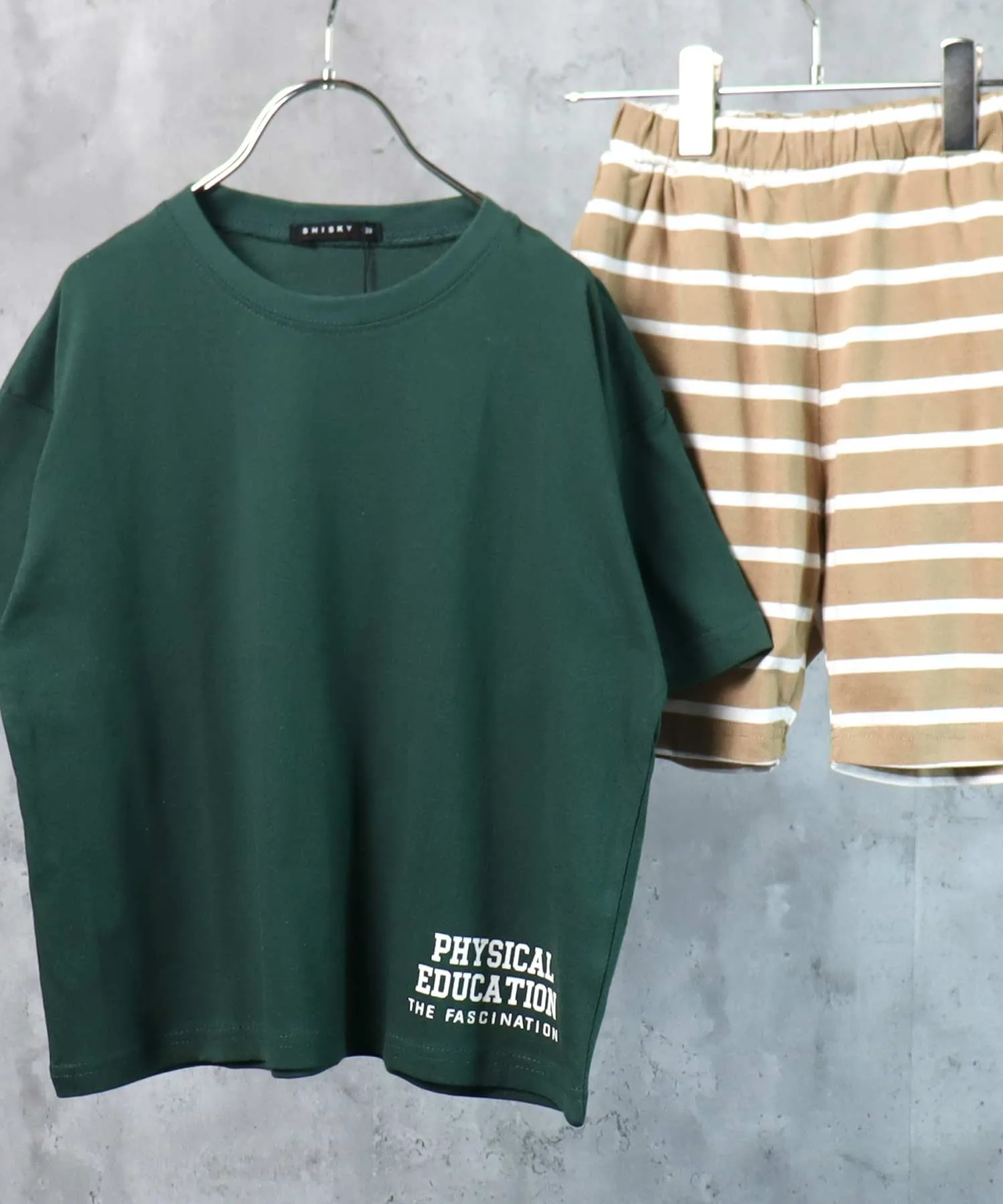 Детский комплект: футболка с коротким рукавом и шорты THE CASUAL зелёный