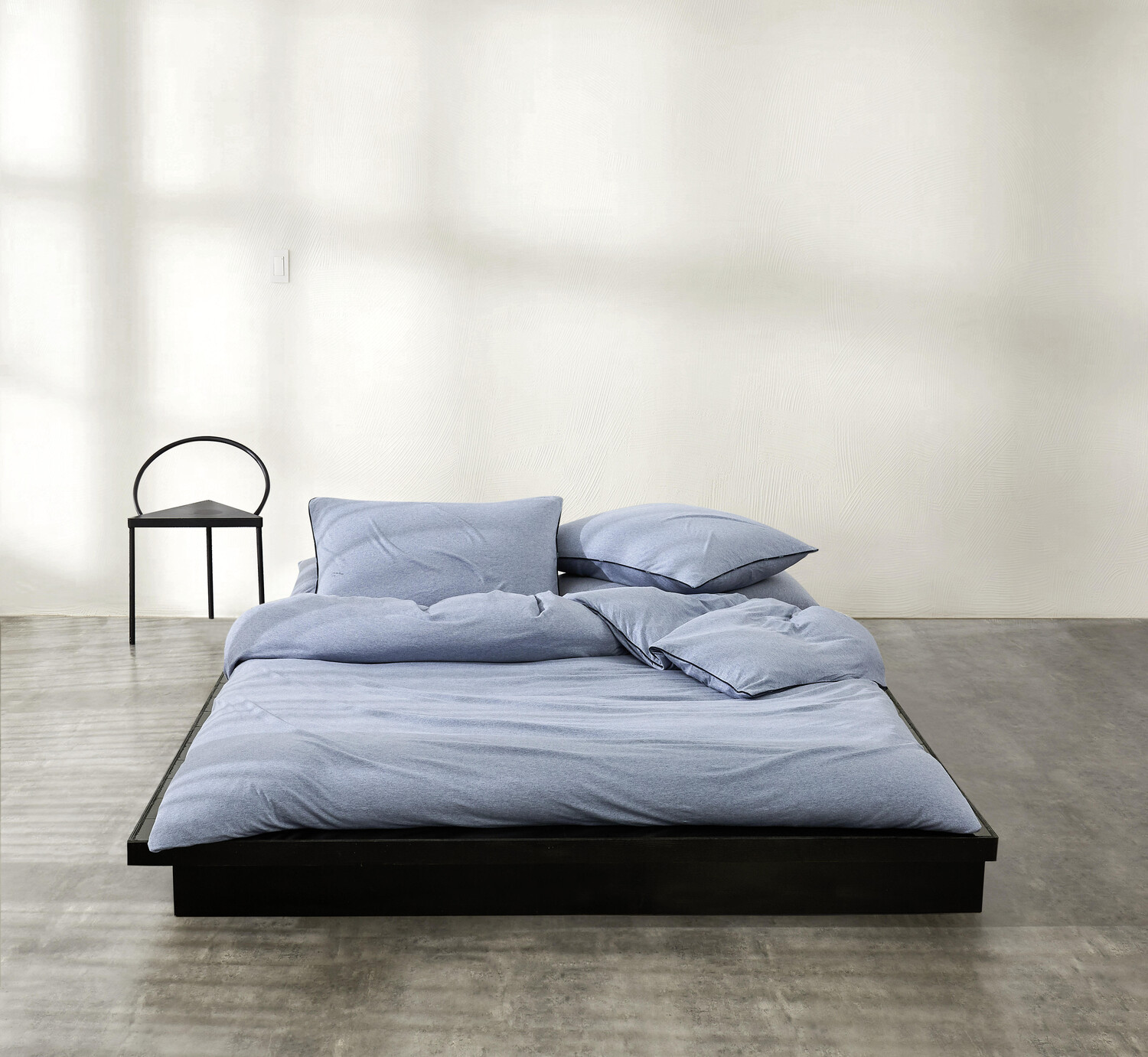 

Постельное белье bedding logo essentials Calvin Klein, синий
