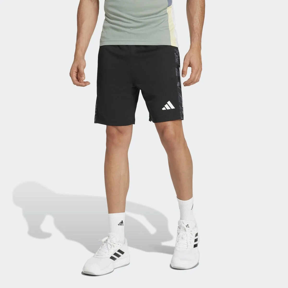 

Мужские шорты Train Essentials Camo с тремя полосками Adidas, черный