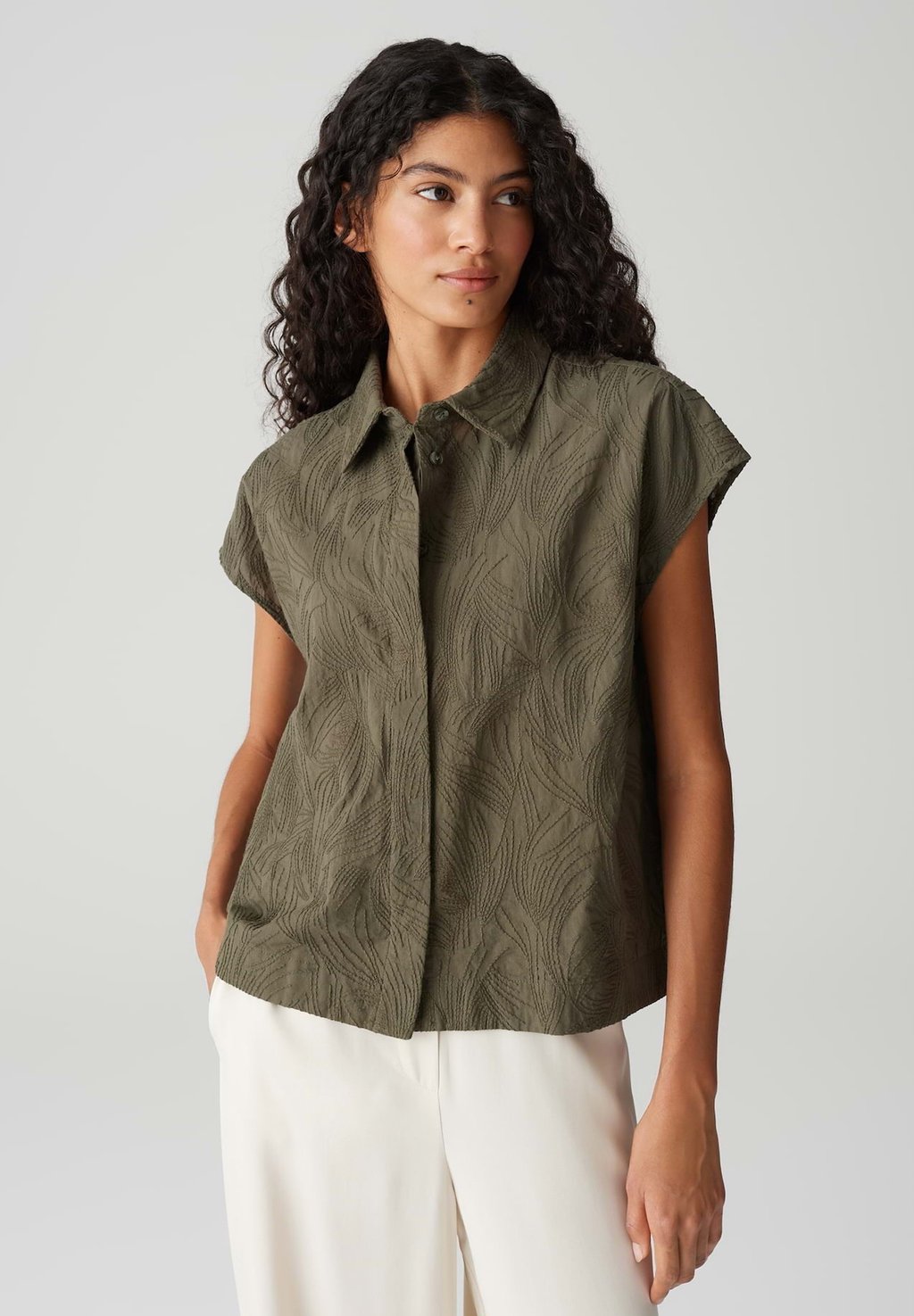 

Блузка на пуговицах LOOSE FIT ALLOVER EMBROIDERY OPUS, оливковый