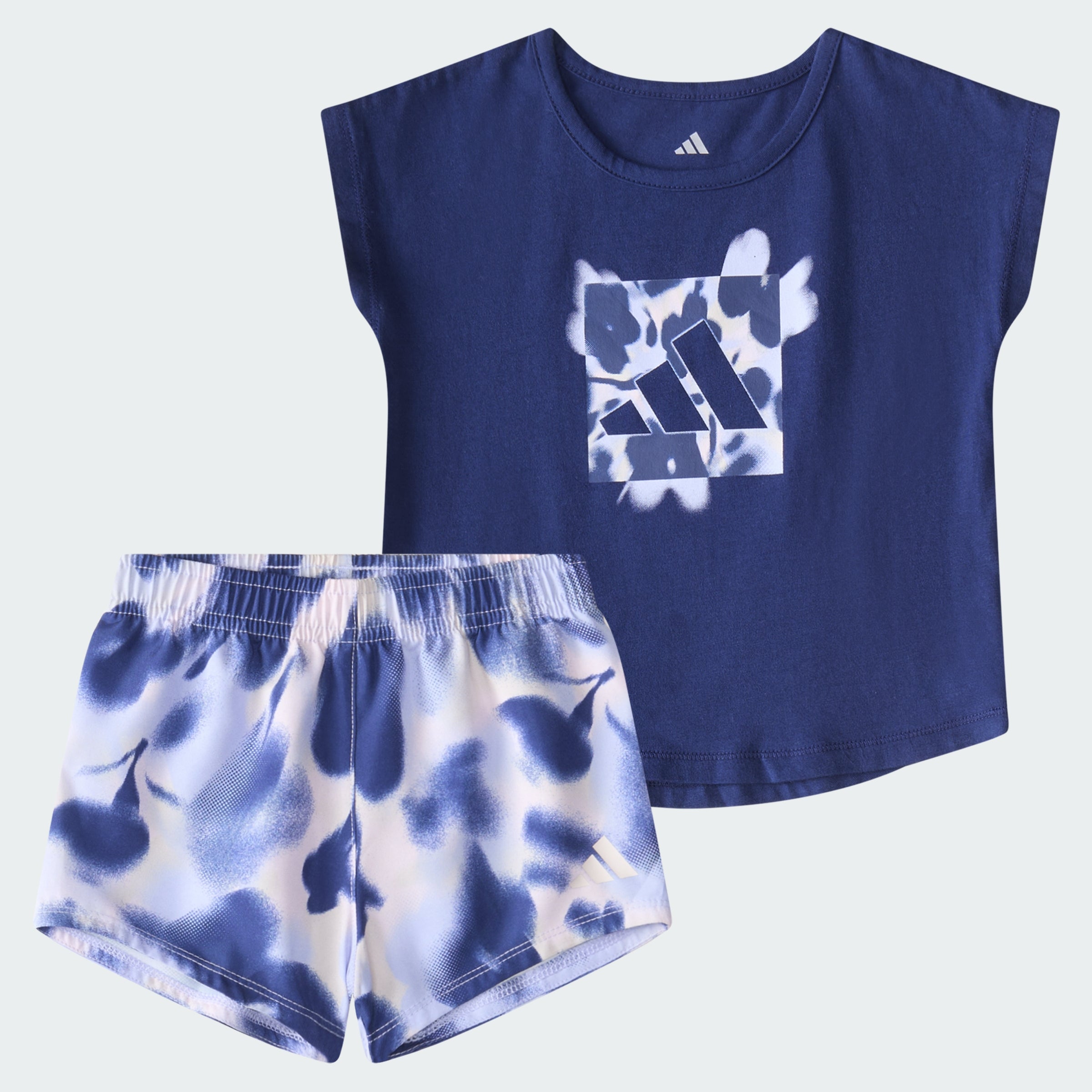 

Детский комплект Adidas: футболка с короткими рукавами из хлопка и шорты, темно-синий