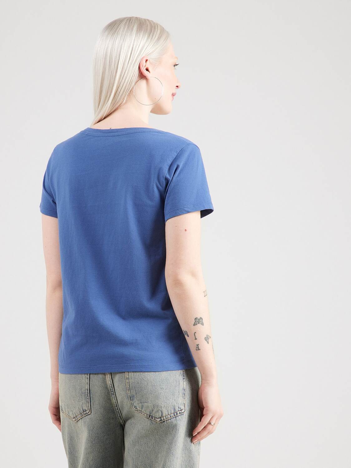 LEVI'S  Футболка 'PERFECT' в цвете Royal Blue — фото 4