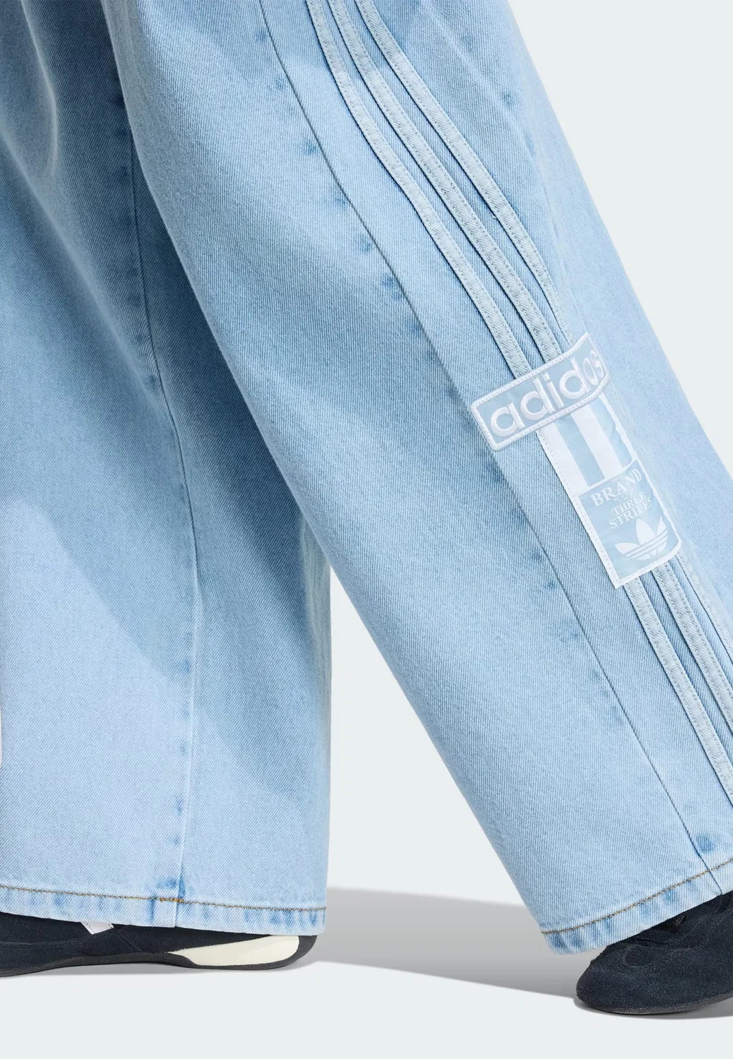 Джинсы Adidas Originals Wide leg Jeans Adibreak синего цвета — фото 4