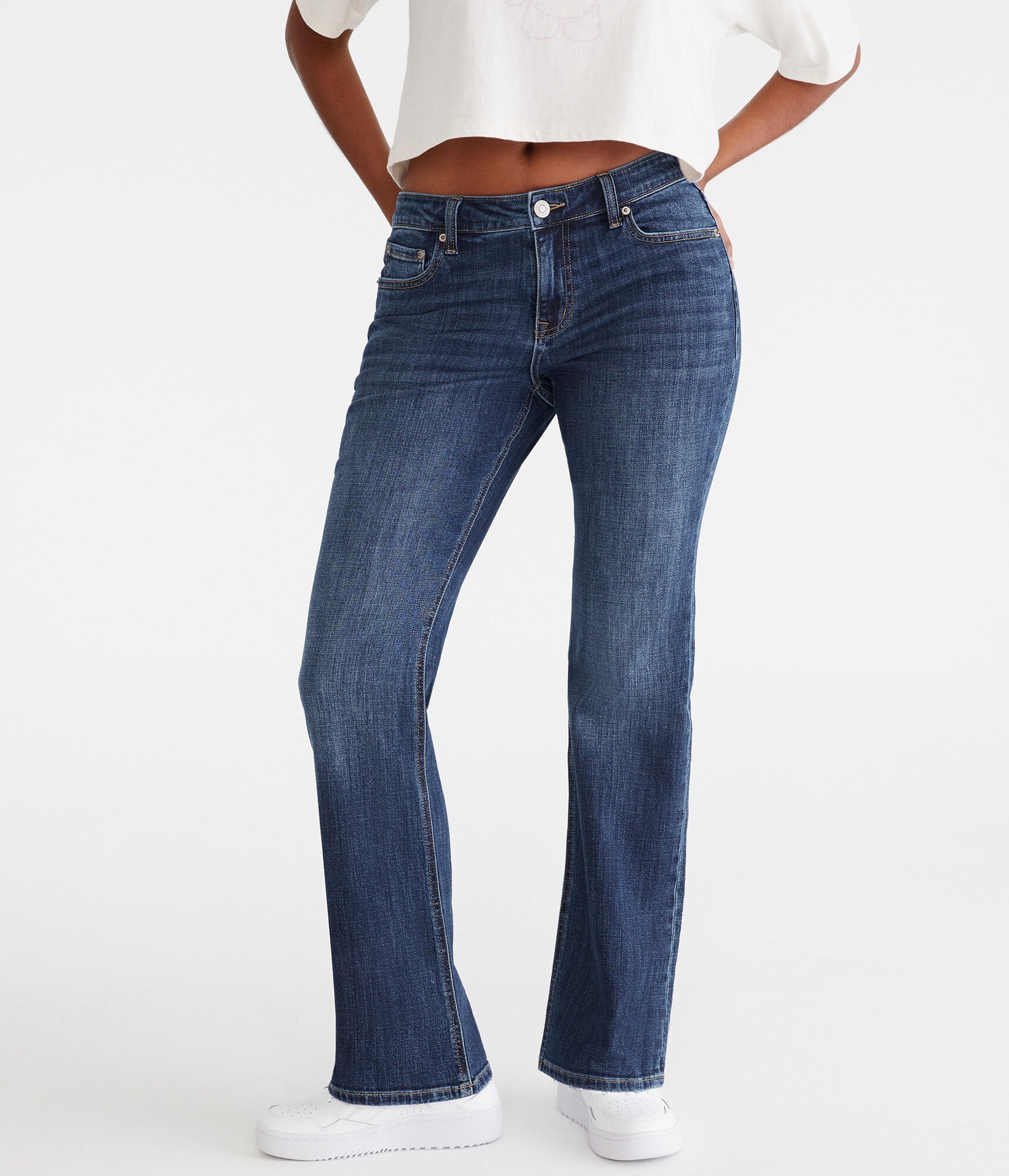 

Джинсы Aeropostale Curvy Bootcut со средней посадкой, цвет dark wash