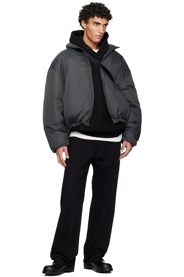 Fear Of God Essentials Пуховая куртка-пуховик из нейлона рипстоп серого цвета для отдыха — фото 4