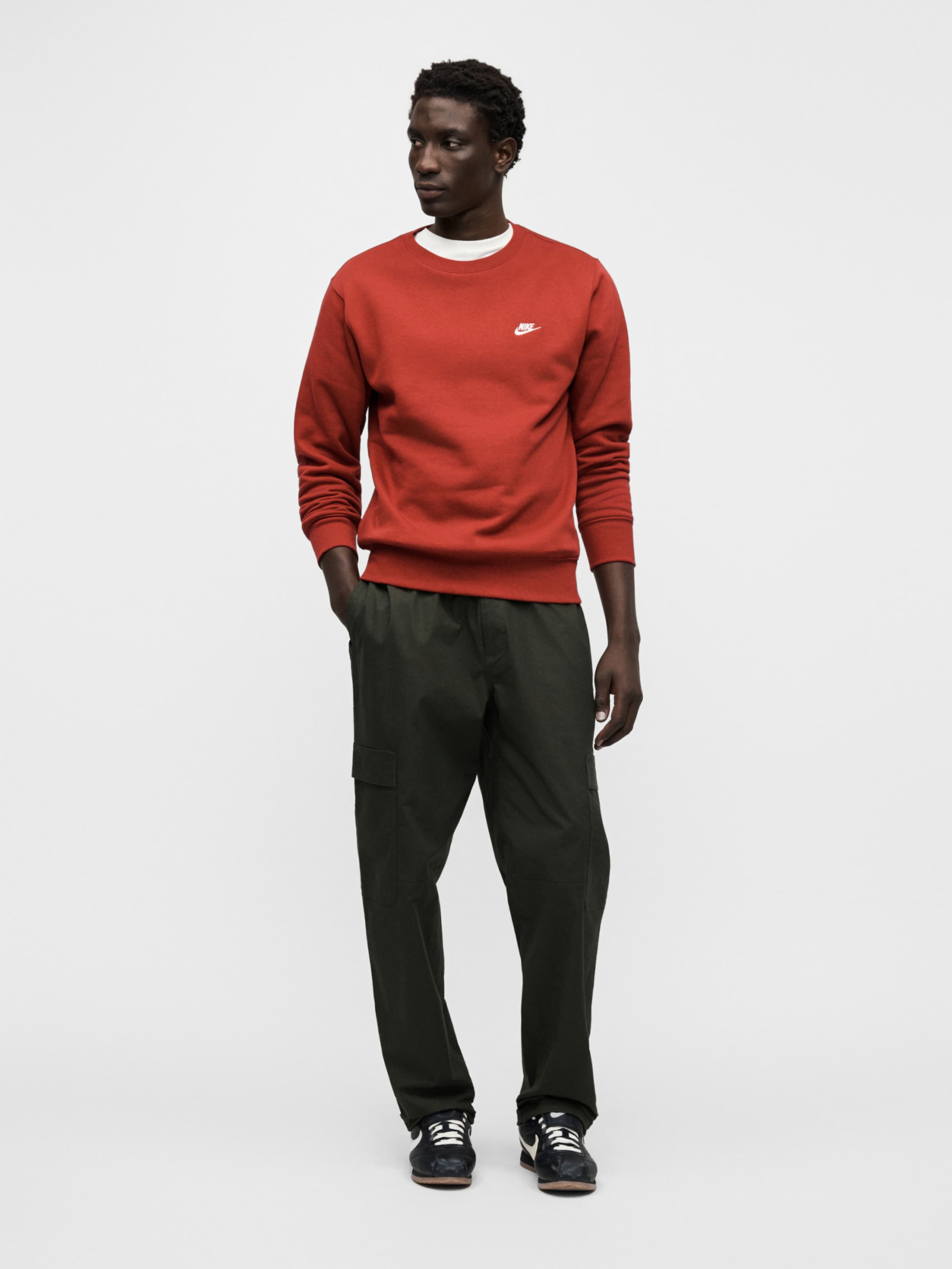 Nike Sportswear Свитшот 'CLUB' в оранжево-красном цвете — фото 4