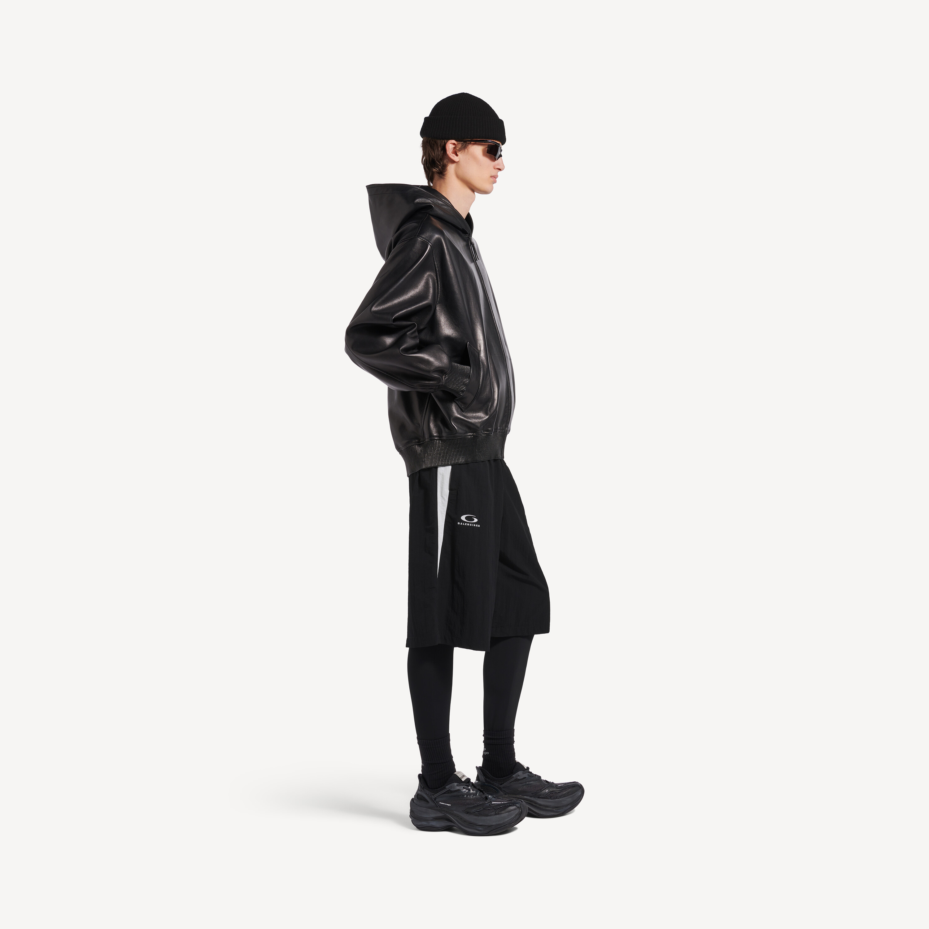 Мужские спортивные шорты Balenciaga | Коллаборация с NBA, цвет новый черный, черный — фото 3