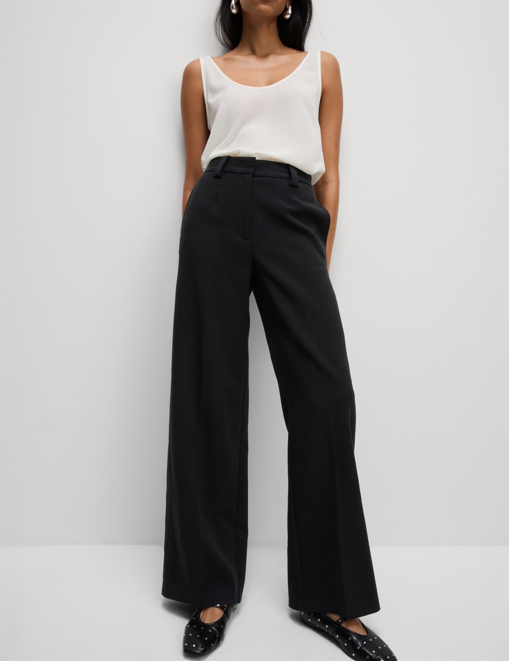 

Широкие брюки с отделкой из крепа Marks & Spencer, черный