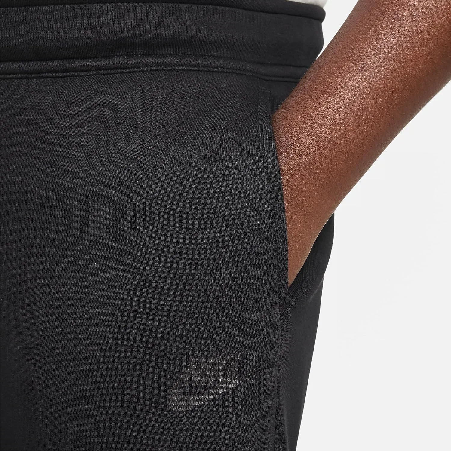 Шорты Tech Fleece Nike, Black/Black/Black — фото 4