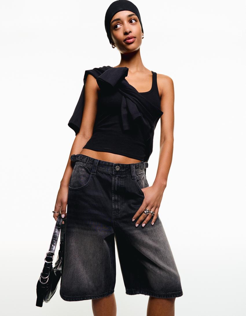 

Шорты-Бермуды из денима Balloon fit Bershka, черный