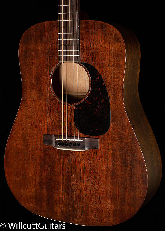 

Акустическая гитара Martin D-15M