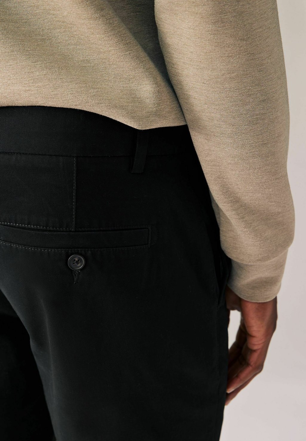 Шорты SKINNY FIT STRETCH CHINO Next, черный — фото 3
