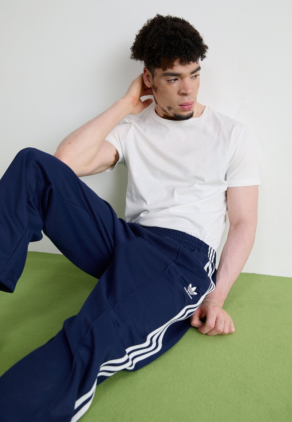 Спортивные брюки BAGGY adidas Originals, темно-синий — фото 4