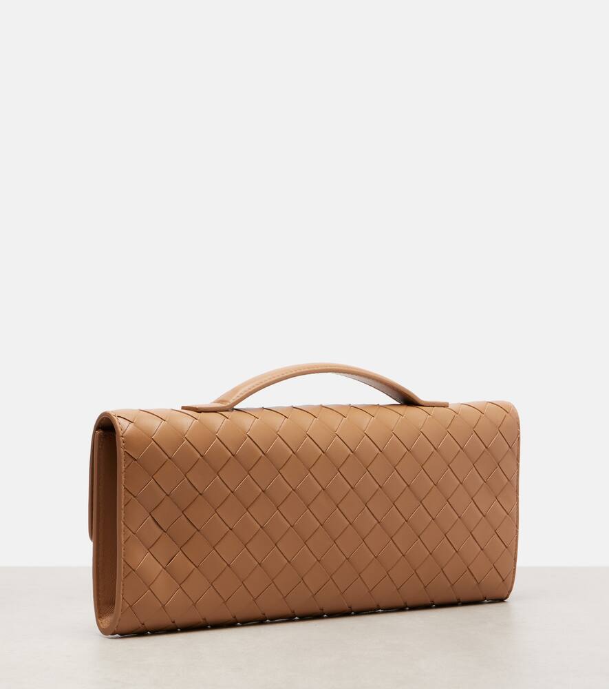 Клатч Andiamo Intrecciato из кожи Bottega Veneta, Biscuit-M Brass — фото 4