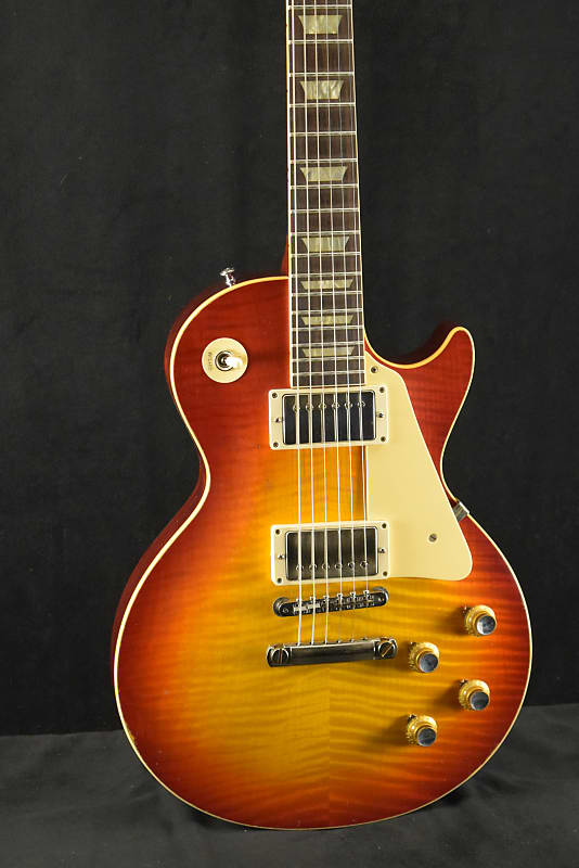 

Электрогитара Gibson Murphy Lab 1960 Les Paul Standard Tomato Soup Burst Light Aged