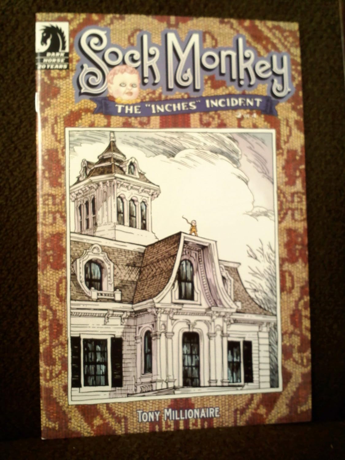 

Sock Monkey: The "Inches" Incident #2 (of 4) (Dark Horse Comics)