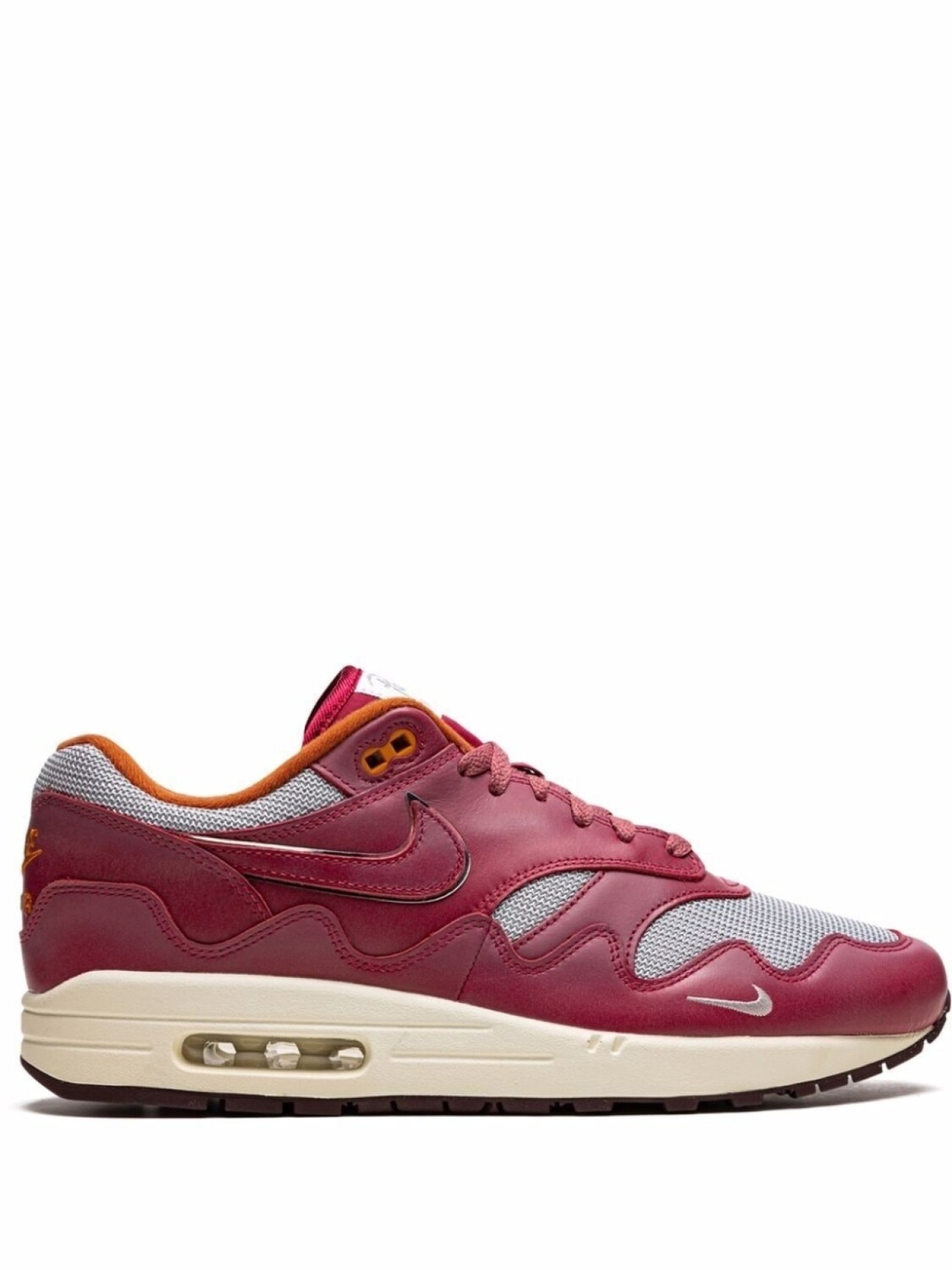 

Кроссовки Air Max 1 из коллаборации с Patta Nike, красный