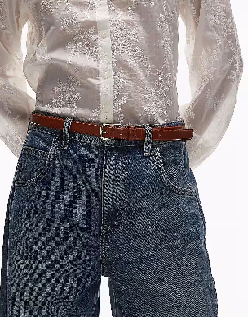 

Классический тонкий ремень Mango из крокодиловой кожи коричневого цвета