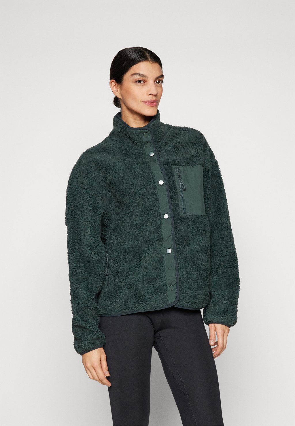 

Флисовая куртка TAHOE JACKET Fabletics, темно-зеленый