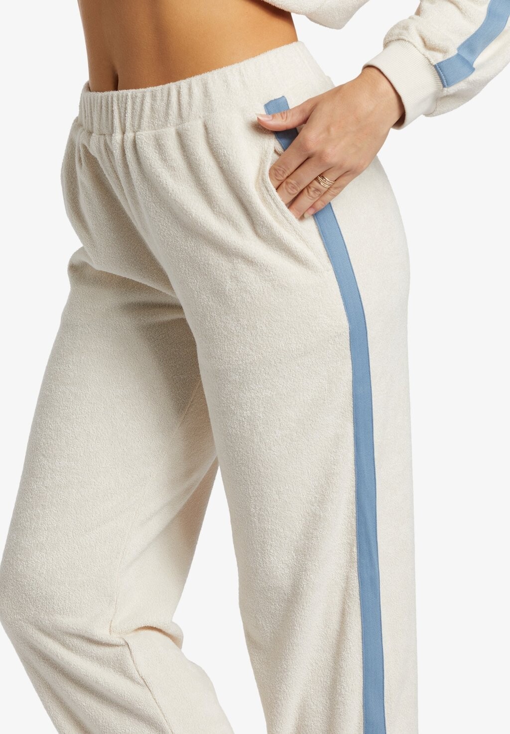

Спортивные штаны NEW SCHOOL, ELASTISCHEM BUND Billabong, белый