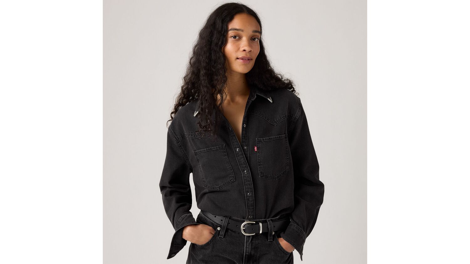 

Рубашка в стиле вестерн с металлическим наконечником Teodora Levi's, Western Wildside - Black