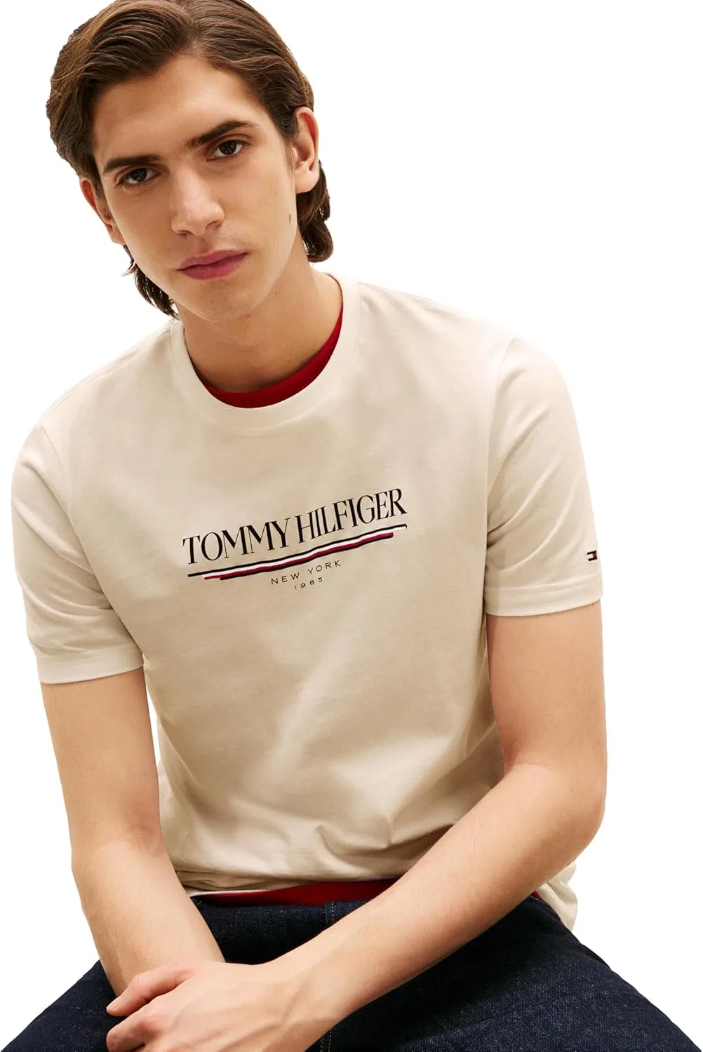 Мужская хлопковая футболка с коротким рукавом Tommy Hilfiger с графическим принтом и напечатанным логотипом — фото 2