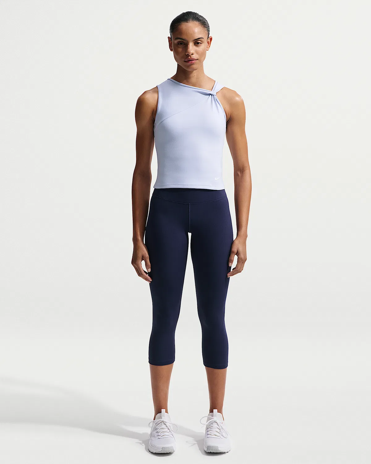 Женский топ-майка Nike One Dri-FIT, Hydrogen Blue/White — фото 4