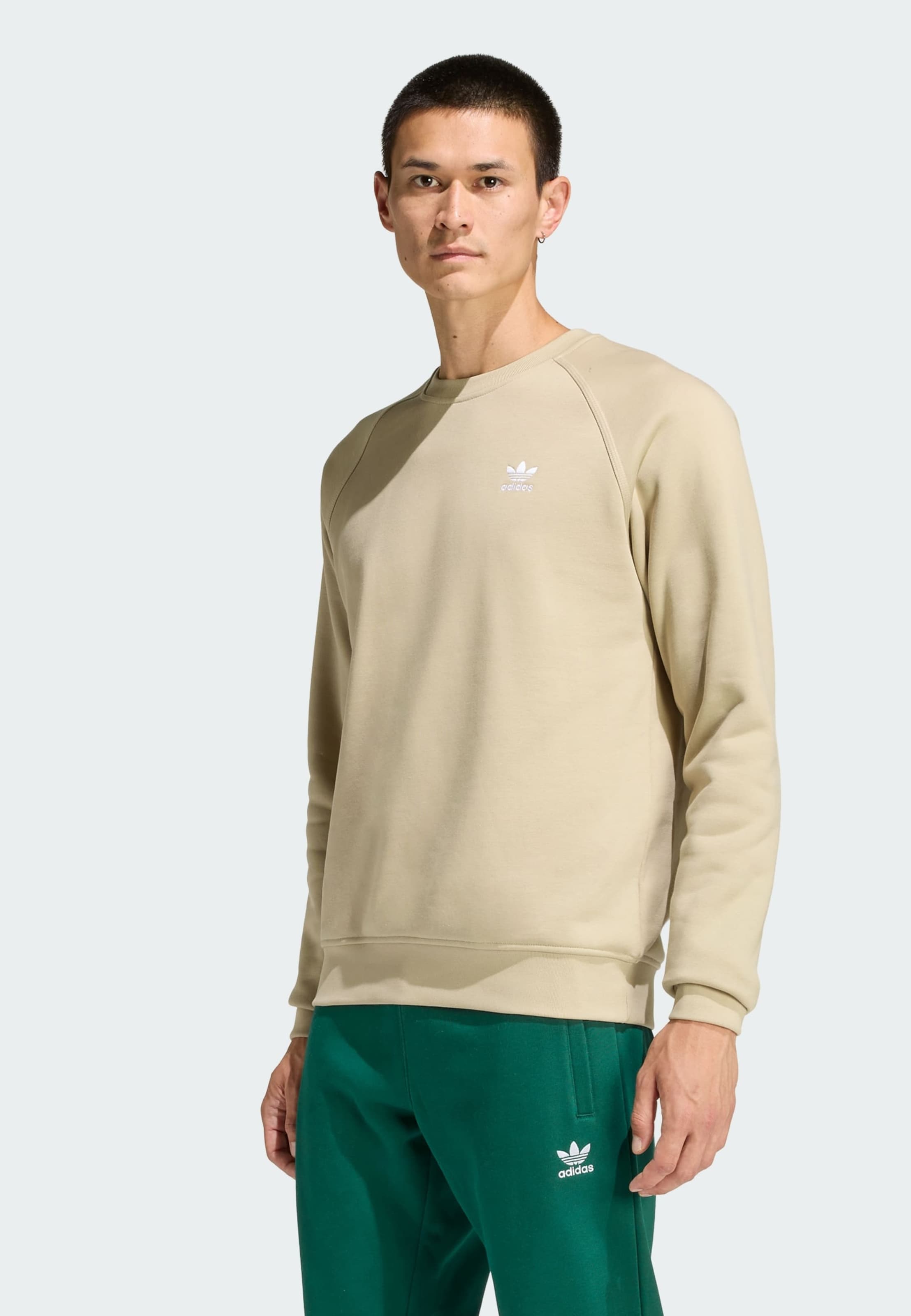 Adidas Originals Свитшот 'Trefoil Essentials' в бежевом цвете — фото 2