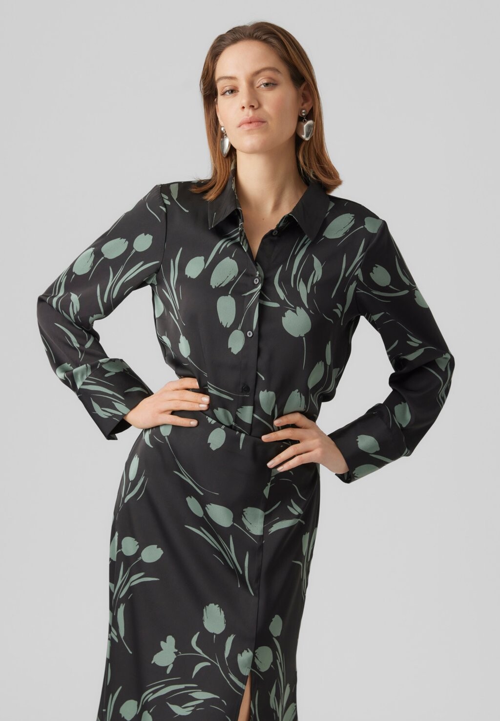 

Блузка Vero Moda ВММАРТА, цвет black/marta