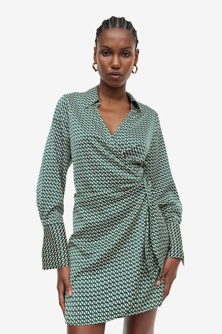 

Атласное платье с трансфером H&M, зеленый