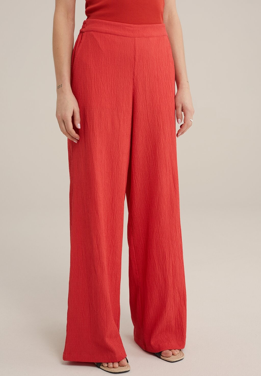 

Брюки WE Fashion, цвет red