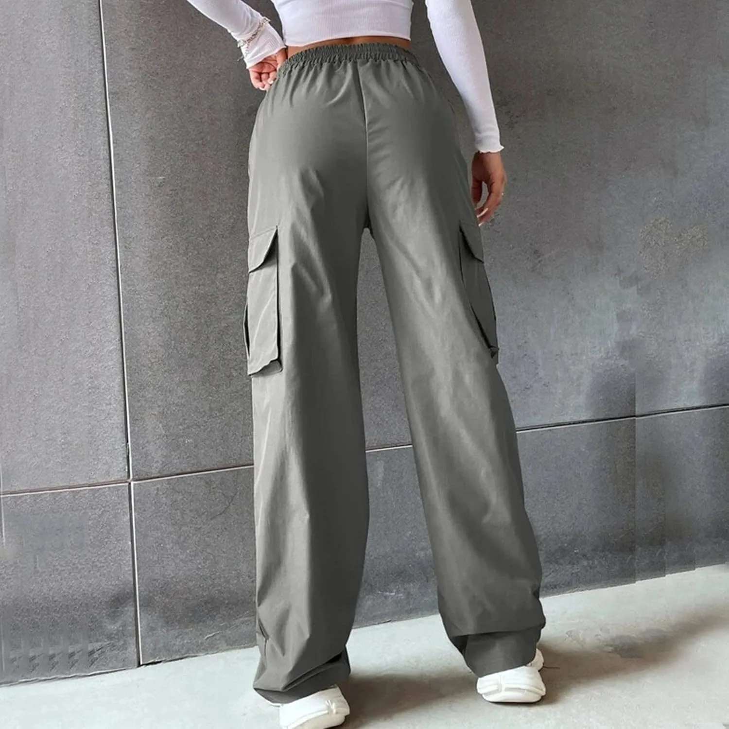 Женские карго штаны Slim High Waisted с эластичным поясом и прямыми штанинами — фото 4