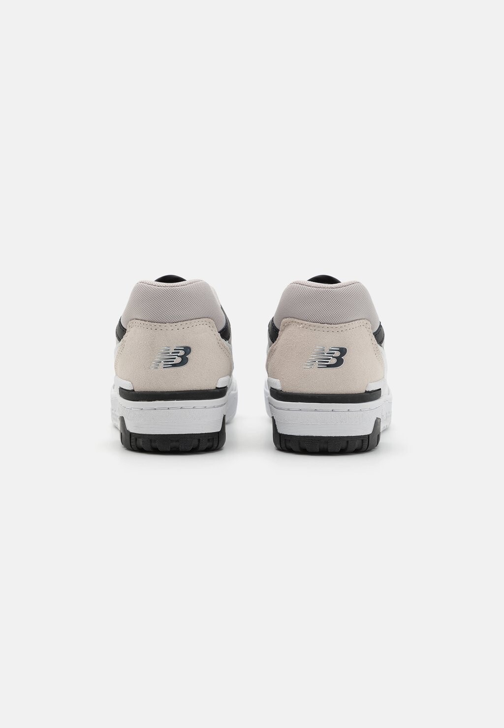 

Кроссовки на шнуровке BB550 UNISEX New Balance, белый