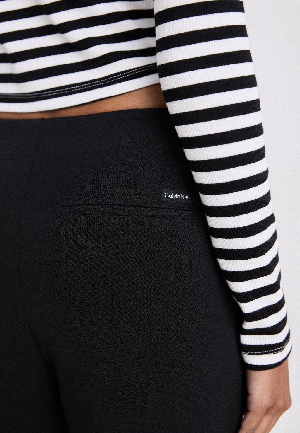 

Брюки Calvin Klein Jeans, черный