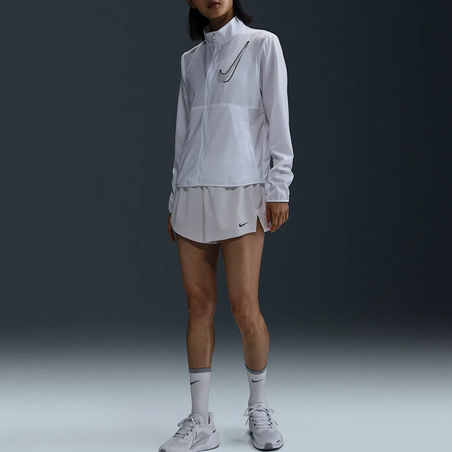 Куртка женская White, стойка, средняя посадка Nike — фото 4