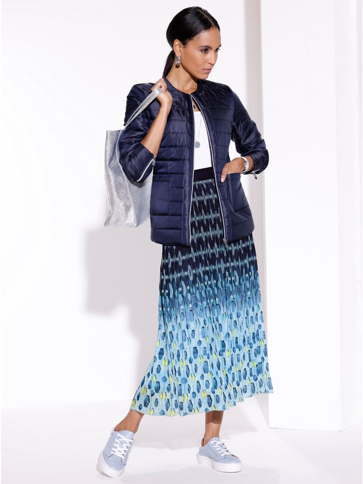 

Creation L Стеганая куртка темно-синего цвета